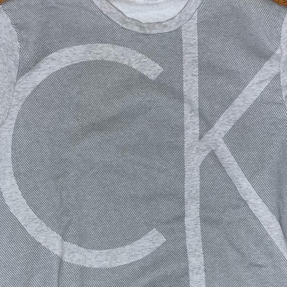 Calvin Klein Crewneck - Picture 3 of 6